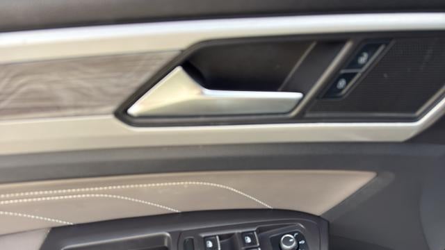 2023 Volkswagen Atlas Cross Sport SE 4Motion