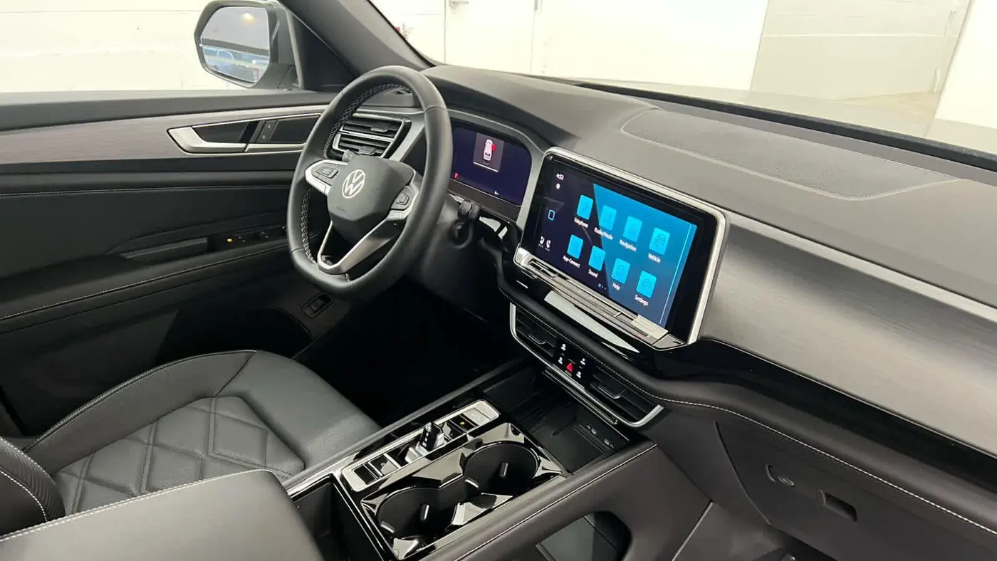 2026 Volkswagen Atlas Cross Sport SE 4Motion