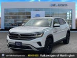 2022 Atlas Cross Sport Thumbnail 2