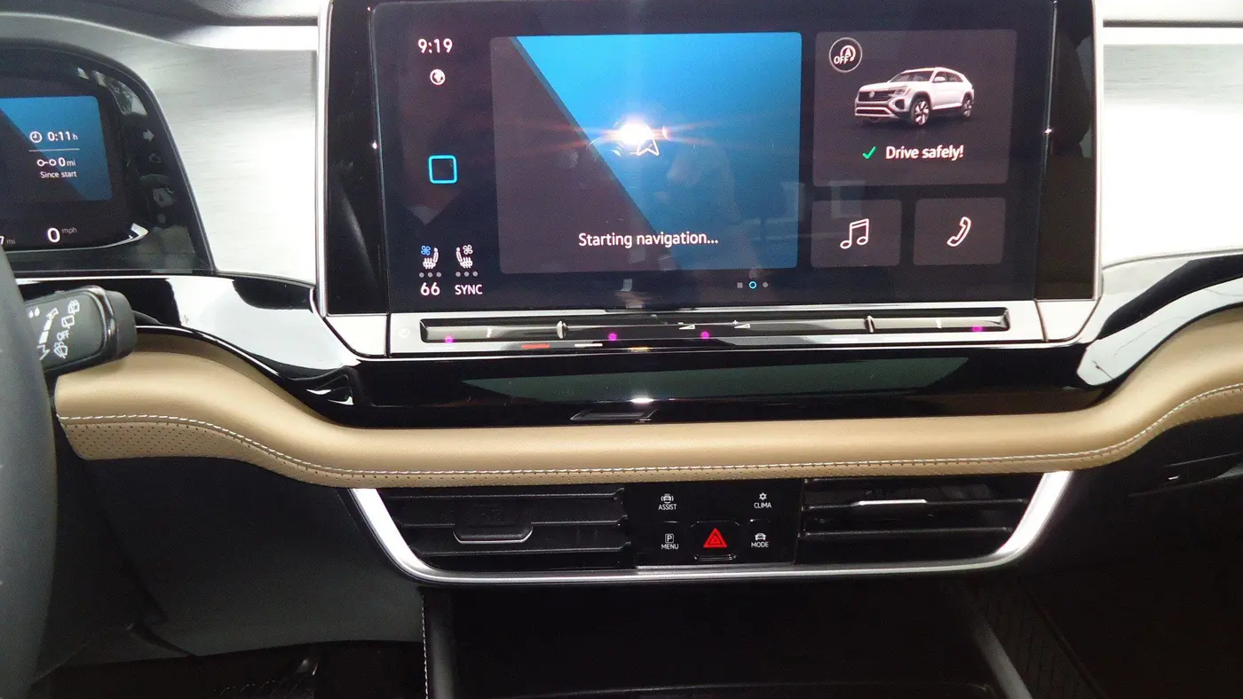 2024 Volkswagen Atlas Cross Sport SE 4Motion