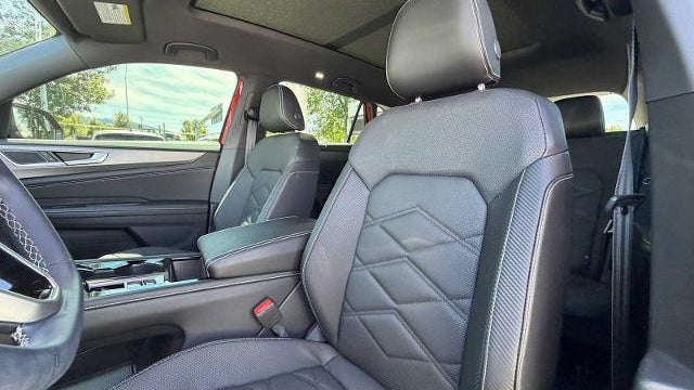 2024 Volkswagen Atlas Cross Sport SE 4Motion