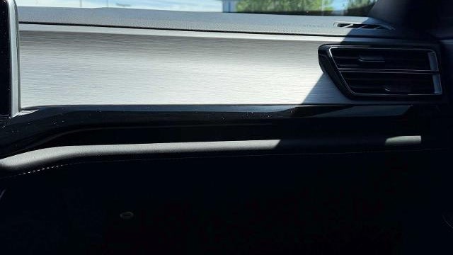 2024 Volkswagen Atlas Cross Sport SE 4Motion