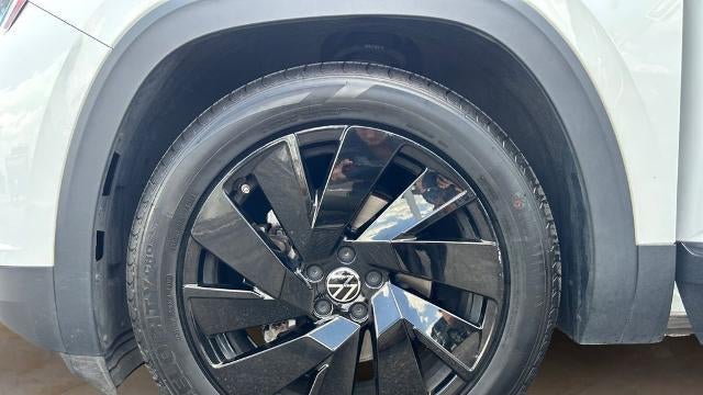 2024 Volkswagen Atlas Cross Sport SE 4Motion