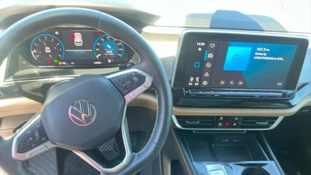2024 Volkswagen Atlas Cross Sport SE 4Motion