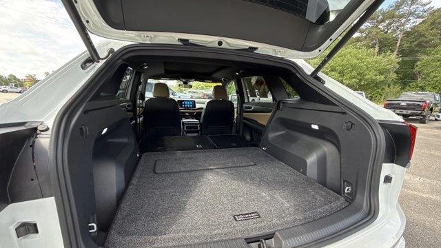 2025 Volkswagen Atlas Cross Sport SE 4Motion