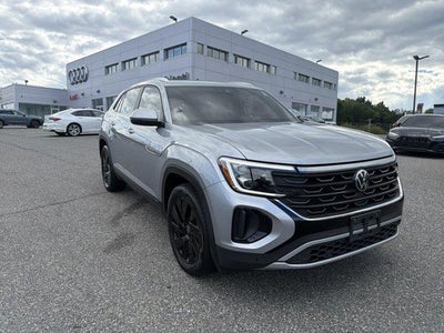Photo of a 2024 Volkswagen Atlas Cross Sport AWD SE 4motion 4DR SUV W/Technology for sale
