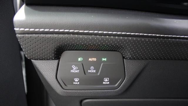 2025 Volkswagen Atlas Cross Sport SE 4Motion