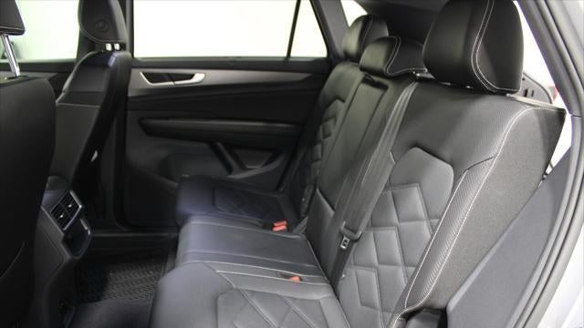 2025 Volkswagen Atlas Cross Sport SE 4Motion