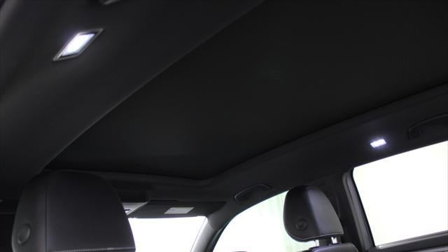 2025 Volkswagen Atlas Cross Sport SE 4Motion