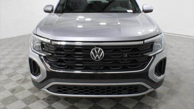 2025 Volkswagen Atlas Cross Sport SE 4Motion