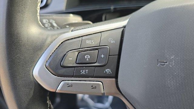 2024 Volkswagen Atlas Cross Sport SE 4Motion