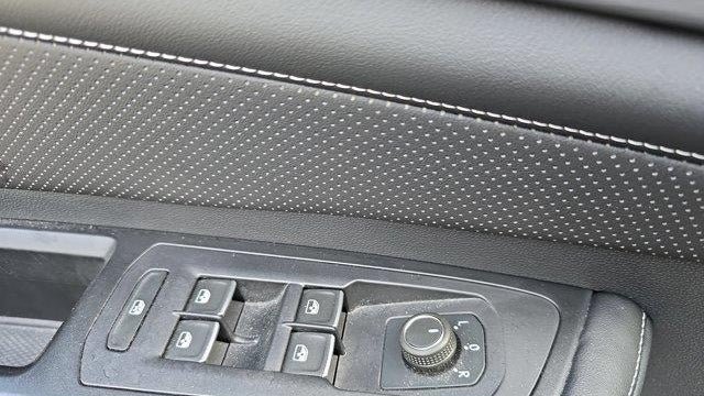 2024 Volkswagen Atlas Cross Sport SE 4Motion