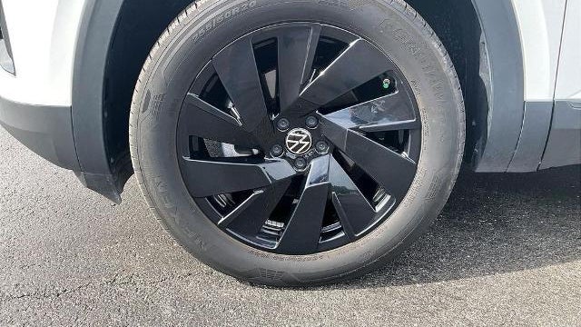 2025 Volkswagen Atlas Cross Sport SE 4Motion