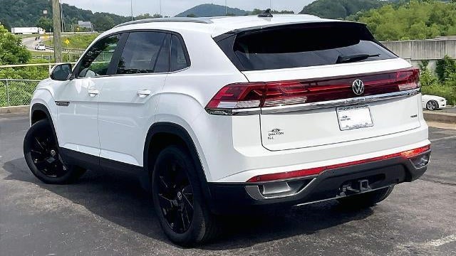 2025 Volkswagen Atlas Cross Sport SE 4Motion