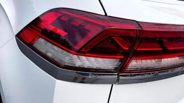 2025 Volkswagen Atlas Cross Sport SE 4Motion