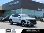 2024 Atlas Cross Sport Thumbnail 1