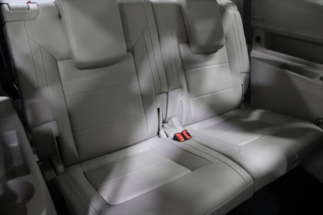 2022 Volkswagen Atlas - $29,998
