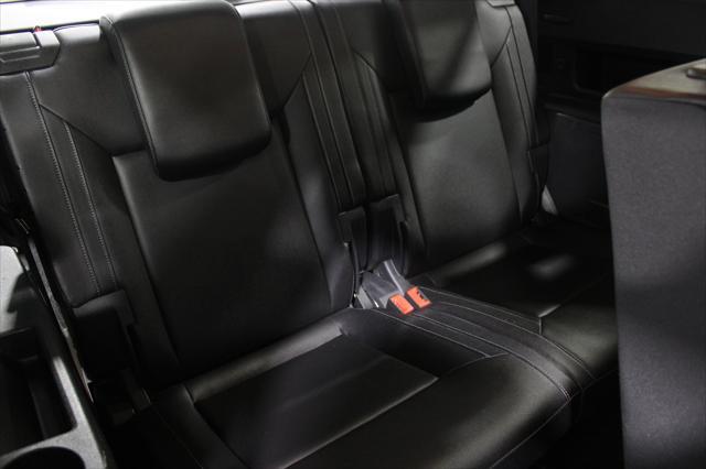 2018 Volkswagen Atlas - $17,992