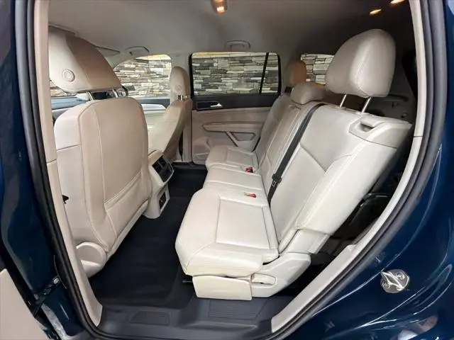 2018 Volkswagen Atlas - $16,399