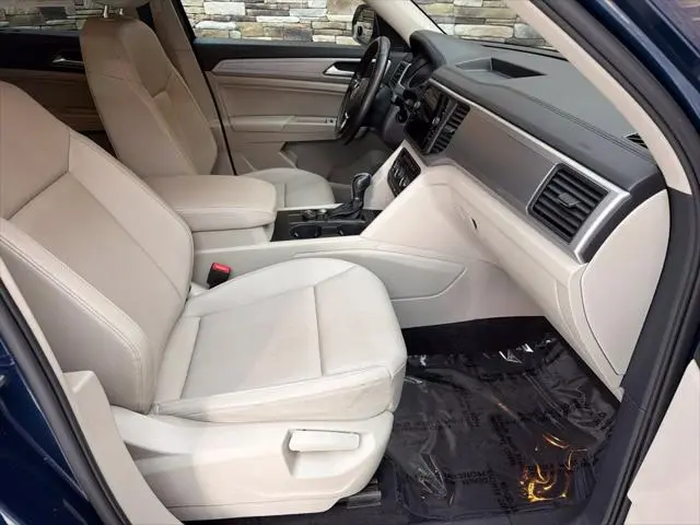 2018 Volkswagen Atlas - $16,399