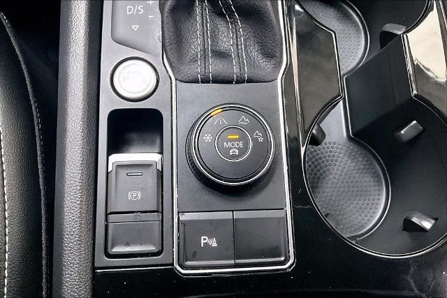 2022 Volkswagen Atlas - $24,313