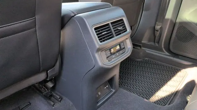 2024 Volkswagen Atlas SE 4Motion