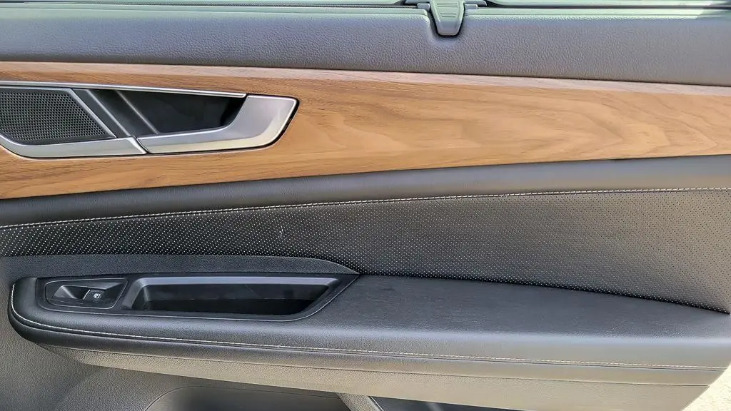 2024 Volkswagen Atlas SE 4Motion