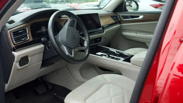 2024 Volkswagen Atlas SE 4Motion