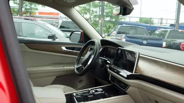 2024 Volkswagen Atlas SE 4Motion