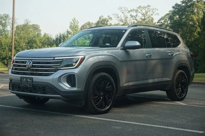 Photo of a 2024 Volkswagen Atlas AWD SE 4motion 4DR SUV W/Technology for sale
