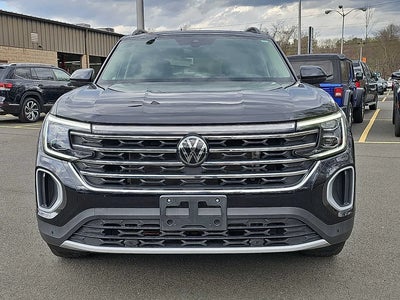 Photo of a 2024 Volkswagen Atlas AWD SE 4motion 4DR SUV W/Technology for sale