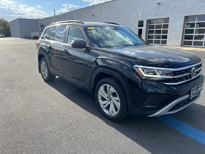 Photo of a 2022 Volkswagen Atlas AWD V6 SE 4motion 4DR SUV W/Technology for sale