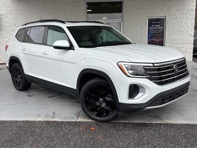 2024 Volkswagen Atlas AWD SE 4motion 4DR SUV W/Technology