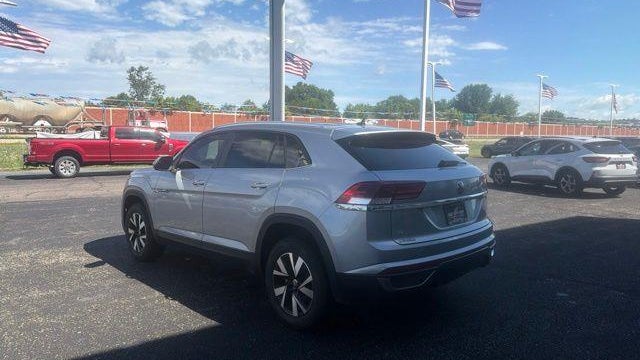 2023 Volkswagen Atlas Cross Sport SE 4Motion