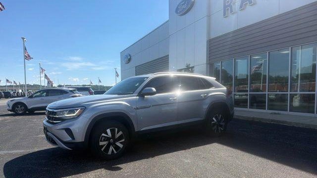 2023 Volkswagen Atlas Cross Sport SE 4Motion
