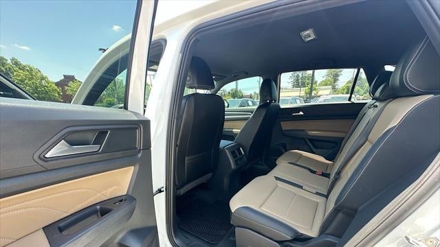 2022 Volkswagen Atlas Cross Sport SE 4Motion
