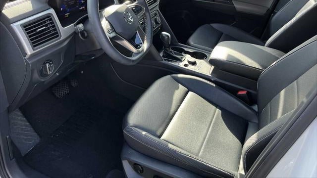 2023 Volkswagen Atlas Cross Sport SE 4Motion