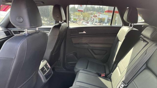 2023 Volkswagen Atlas Cross Sport SE 4Motion