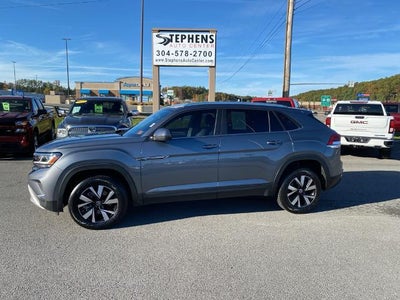 Photo of a 2023 Volkswagen Atlas Cross Sport AWD SE 4motion 4DR SUV for sale