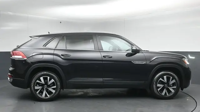 2022 Volkswagen Atlas Cross Sport SE 4Motion