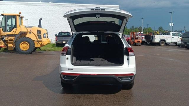 2022 Volkswagen Atlas Cross Sport SE 4Motion