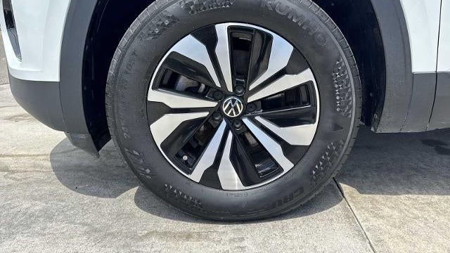 2024 Volkswagen Atlas Cross Sport SE 4Motion