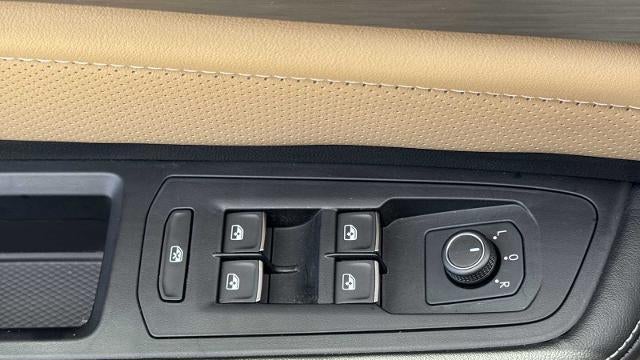 2024 Volkswagen Atlas Cross Sport SE 4Motion