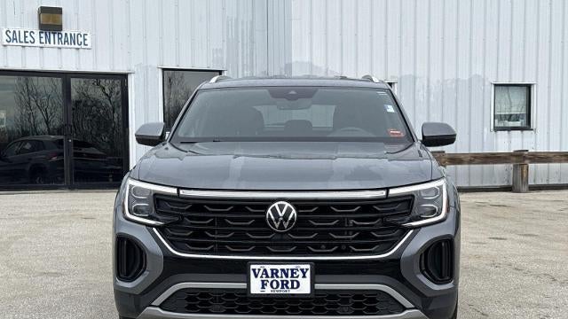 2025 Volkswagen Atlas Cross Sport SE 4Motion