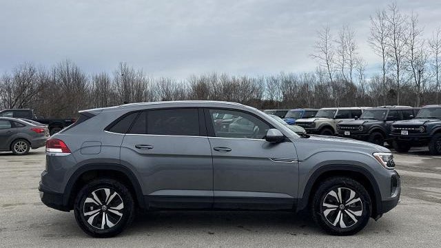 2025 Volkswagen Atlas Cross Sport SE 4Motion