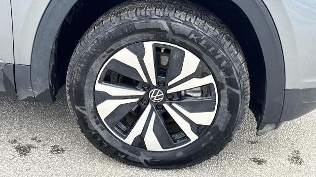 2025 Volkswagen Atlas Cross Sport SE 4Motion