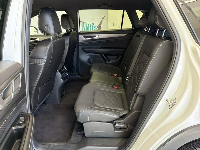 2024 Volkswagen Atlas - $25,400