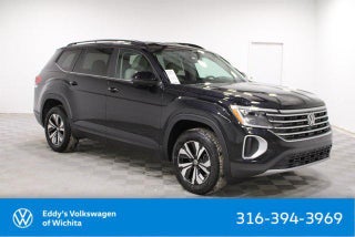 2026 Volkswagen Atlas with Deep Black Pearl Exterior