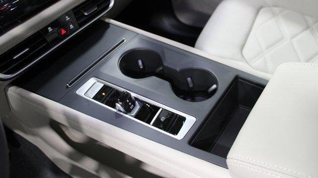 2026 Volkswagen Atlas SE 4Motion