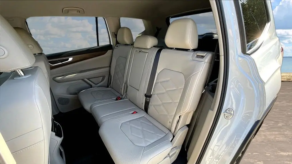 2026 Volkswagen Atlas SE 4Motion
